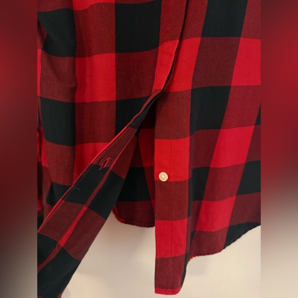 Levi's Boyfriend Fit Women’s Flannel Button Down Back & Front Plaid - Size Small - Picture 4 of 5
